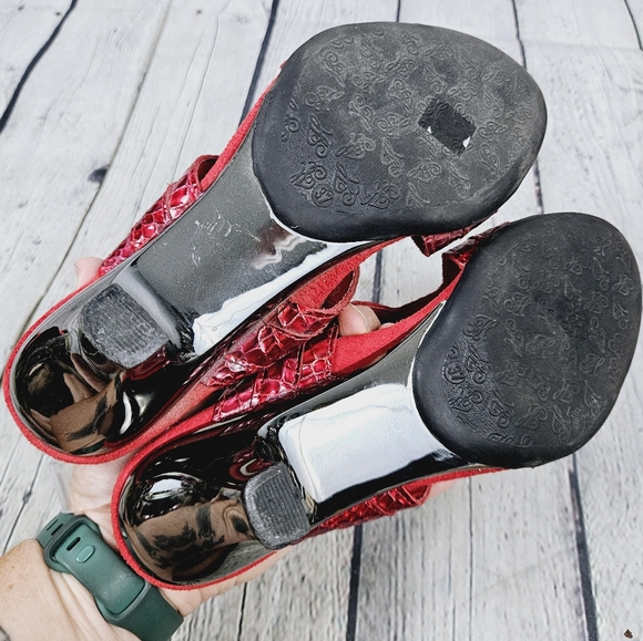 HELLE COMFORT | snake reptile print leather open toe comfort heeled sandals - Picture 9 of 13